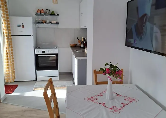 Apartman 33